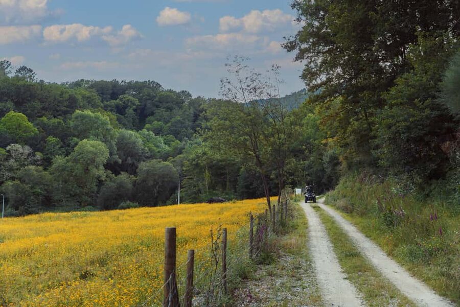 1h Quad Tour • Arcos de Valdevez • Peneda Gerês - Riverside trail beauty you actually feel, not just see