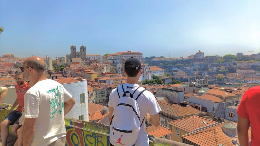 2 hours Porto Walking Tour- Private Service - Key reasons this Porto walking tour works