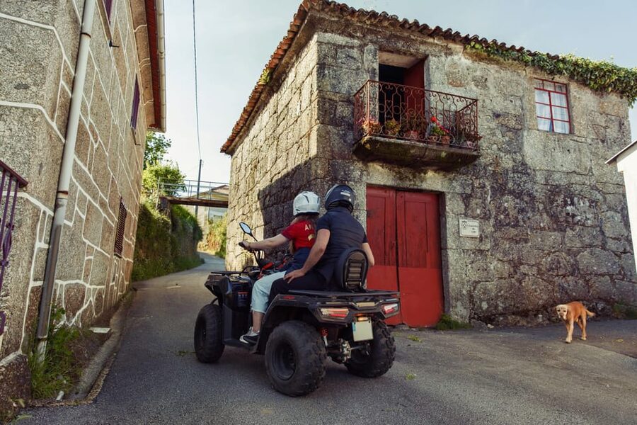 2h Quad Tour • Arcos de Valdevez • Peneda Gerês - Mud, dust, and the weather reality of Northern Portugal