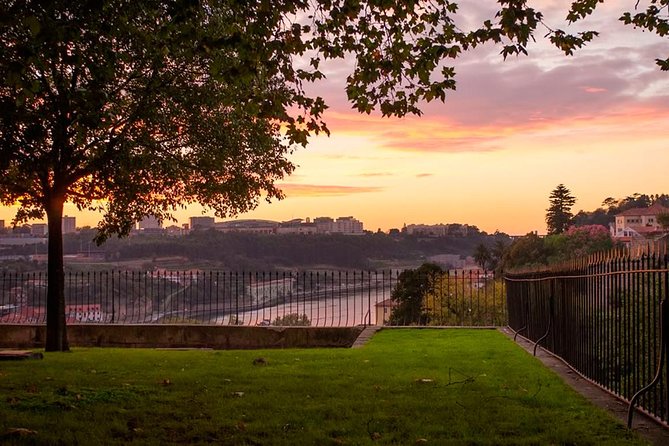 3-Hour Porto Jewish Heritage Walking Tour with Local Guide - Group size: small enough for questions, big enough for energy