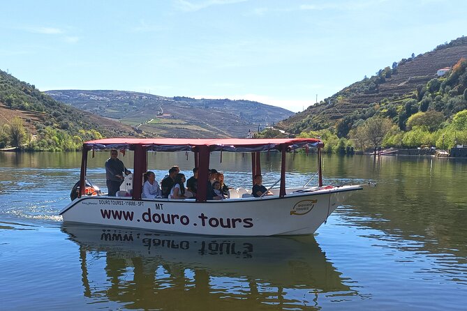 3-Hour Tour to Discover Pinhão - Moment of Discovery - A Quick Pinhão Taste Test, Boat to Quinta in 3 Hours
