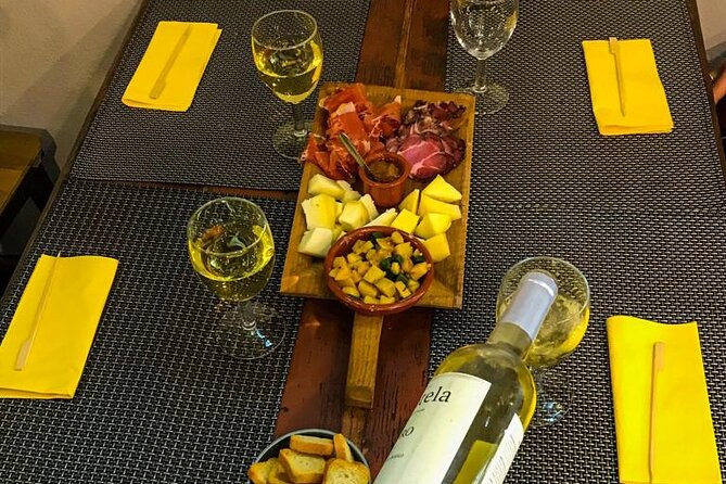 4-Hour Traditional Portuguese Food & Wine Tour in Porto - Key things to know before you go