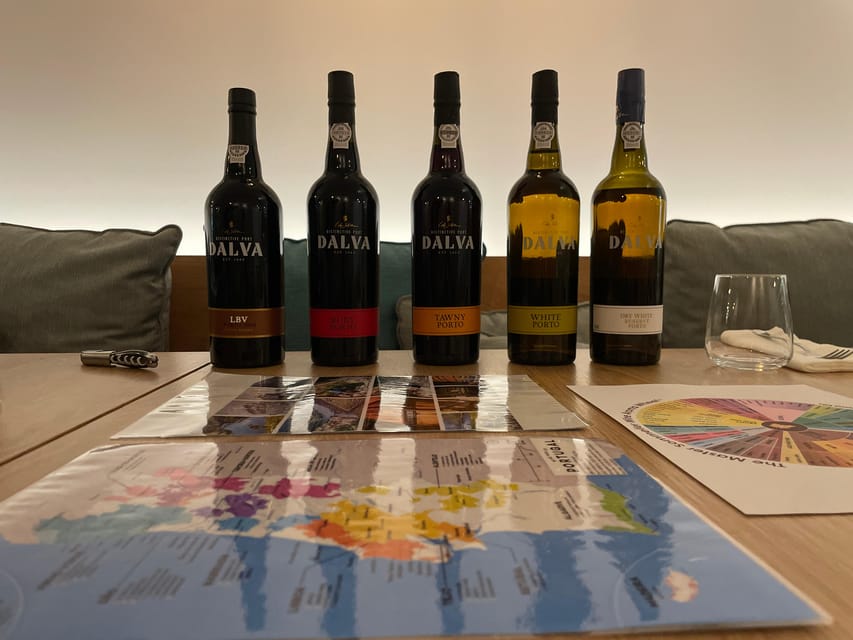 5 pairings ports wines with a Sommelier - Finding the meeting point near Gruta Restaurant