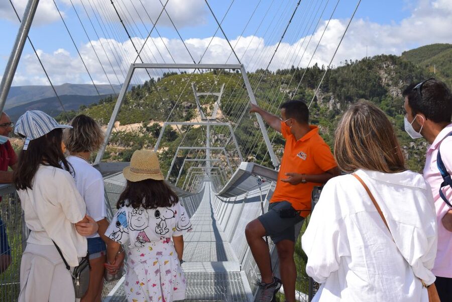 Alvarenga: Paiva Walkways and 516 Arouca Bridge Guided Tour - Final ride back in a 4x4 Jeep, plus a small valley loop