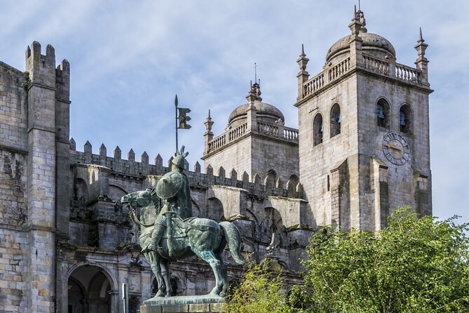 Amazing Secrets of Porto: Self-Guided Puzzle Adventure - From Vímara Peres to São João, Praca da Batalha, and the Coliseum