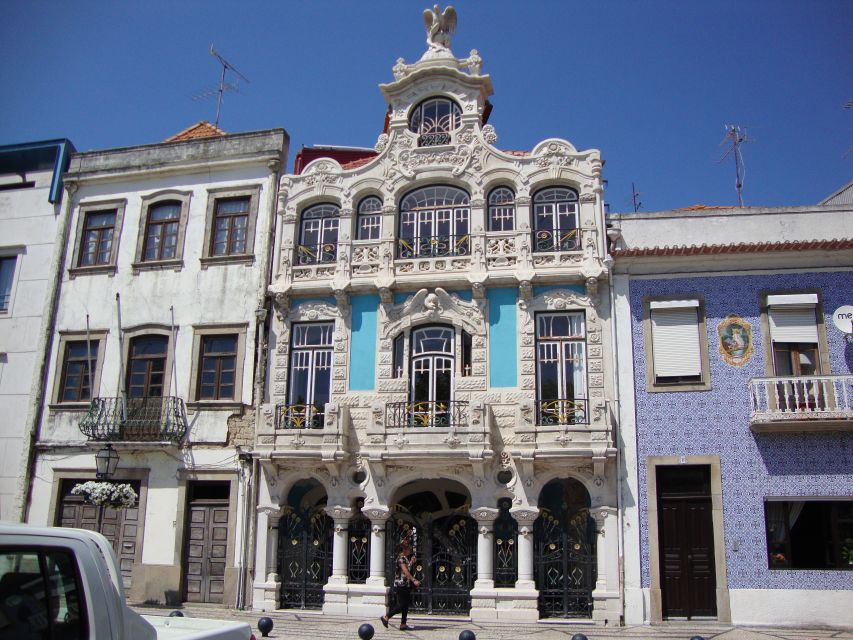 Aveiro: Boat Cruise and City Walking Tour with Sweet Tasting - Timing, walking pace, and why the small details matter for value