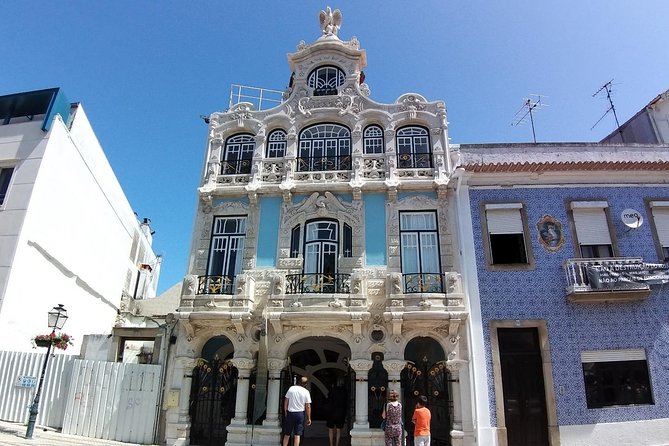 Aveiro & Costa Nova Private Tour – Canals & Striped Houses - Praia da Barra: busy beach energy, and why your timing matters
