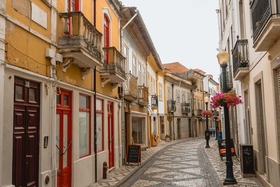 Aveiro: Flexible Walking Tour in Historic Center - A self-guided walking tour that still feels like a real route