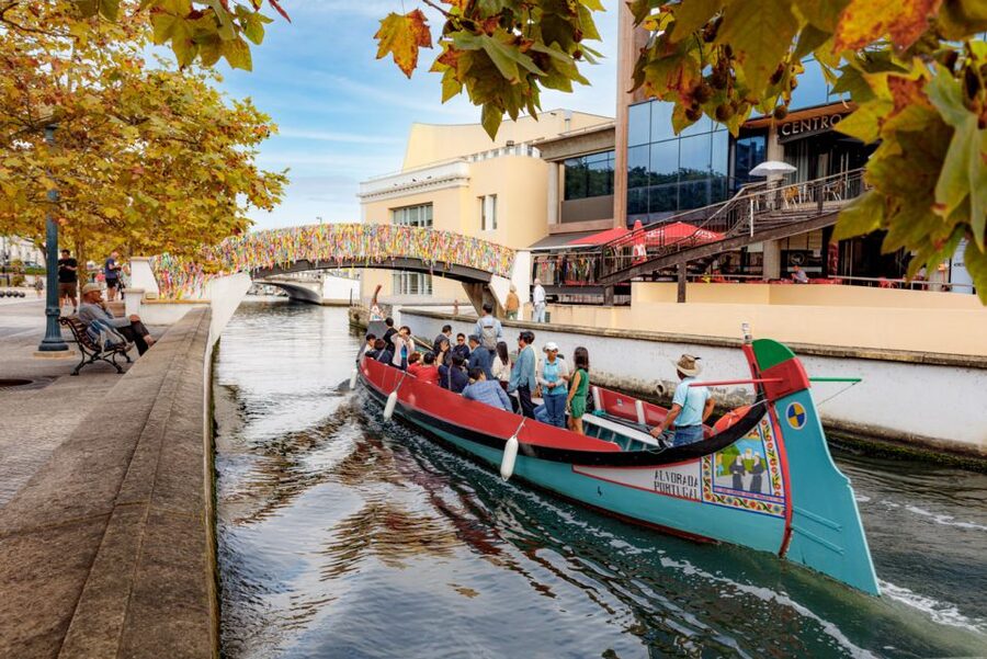 Aveiro: Scenic Guided Boat Tour - Aveiro by canal: what this 45-minute boat ride gets you