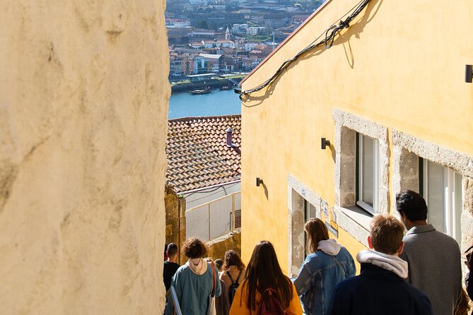 Best of Porto Walking Private Guided Tour - Pace and your expectations for a 3-hour overview
