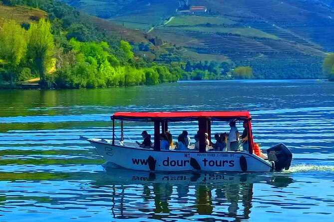 Boat tour 50min through the river Douro in Pinhão - Getting to the Douro Tours Pier, and Finding the Boat Without Stress