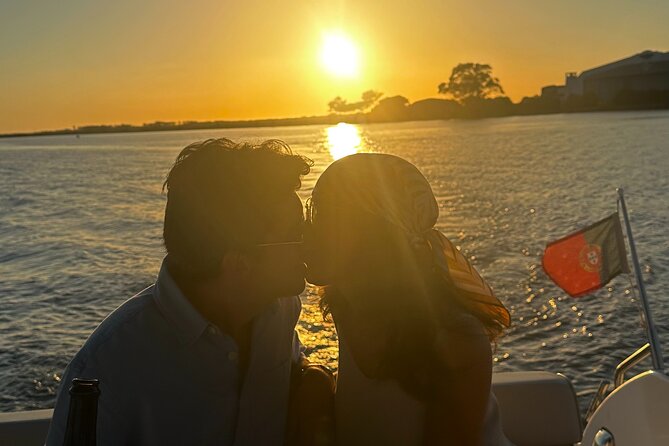 Boat Trip in Aveiro - Starting at Jardim Oudinot Marina: welcome drink and an easy start