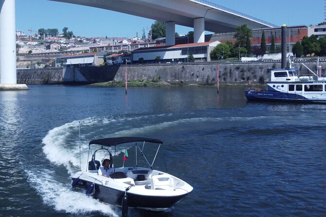 Boat Trip in Douro Porto - Food, comfort, and the thoughtful extras on board