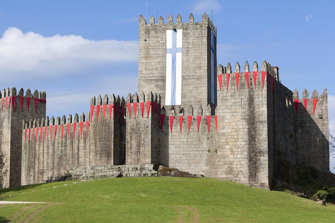 Braga and Guimaraes - All Inclusive from Porto - Wine tasting at one of Portugal’s oldest wineries