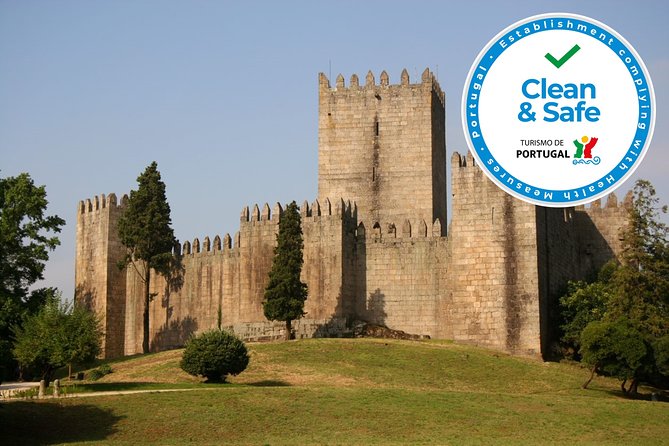 Braga and Guimarães Full Day Private Tour from Porto - Guimarães UNESCO core: Castle, palace, and the birthplace story