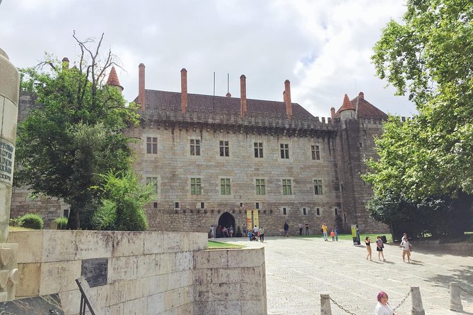Braga and Guimarães Historical and Cultural Tour from Porto - Key Points Worth Knowing Before You Go