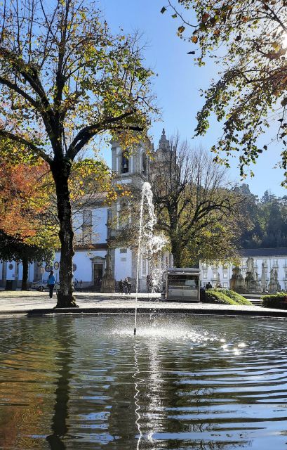 Braga and Guimarães Historical and Cultural Tour from Porto - Bom Jesus do Monte, Guided Time at a Major Religious Site