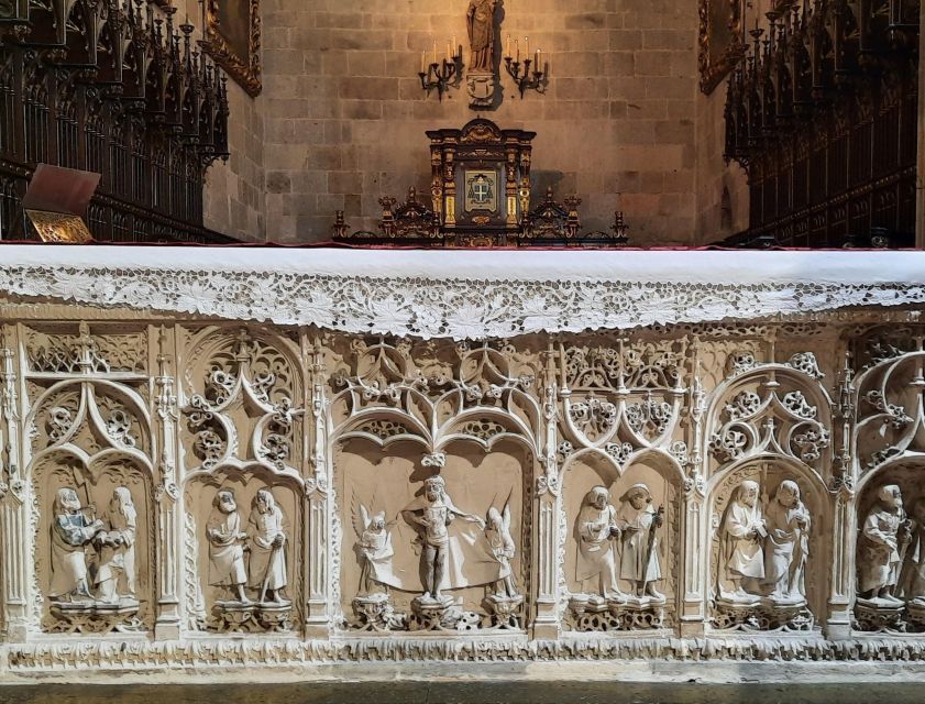 Braga and Guimarães Historical and Cultural Tour from Porto - Lunch Break, How to Use Your 1.5 Hours Wisely
