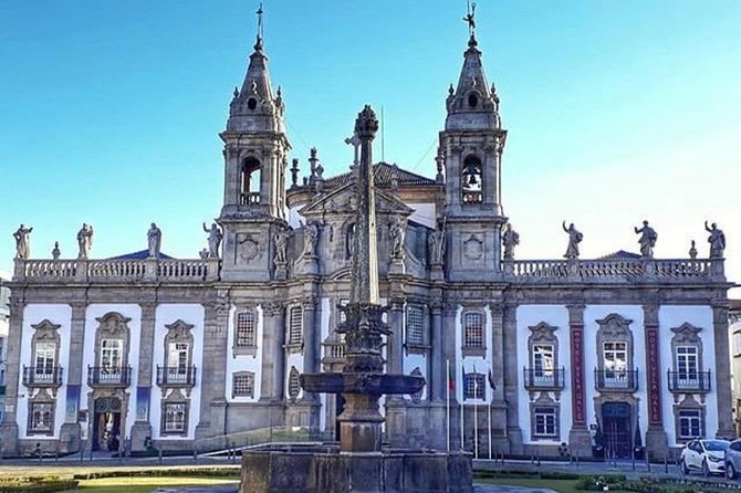 Braga and Guimarães Historical and Cultural Tour from Porto - Starting in Porto, and Getting Comfortable on the Way North