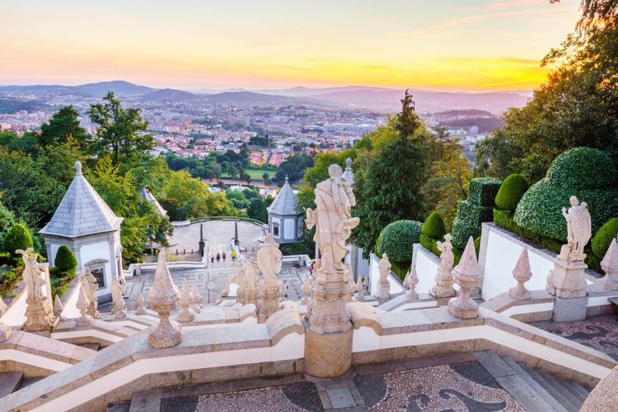 Braga & Guimarães Full-Day Tour from Porto - Transportation and Onboard WiFi: Comfort, Convenience, and Expectations