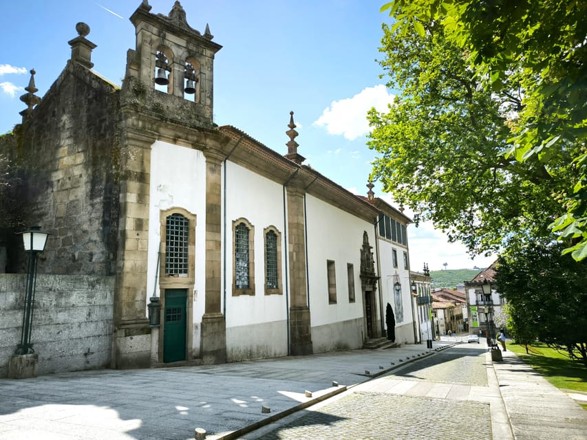 Braga & Guimarães Tour: Small Historical Group Tour - Duques de Bragança Palace and the Medieval City Layout You Can Still Feel