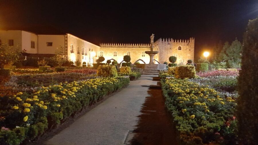 Braga: Small-Group Half-Day Tour with Bom Jesus - Jardins de Santa Bárbara and the City Walk That Feels Like a Shortcut