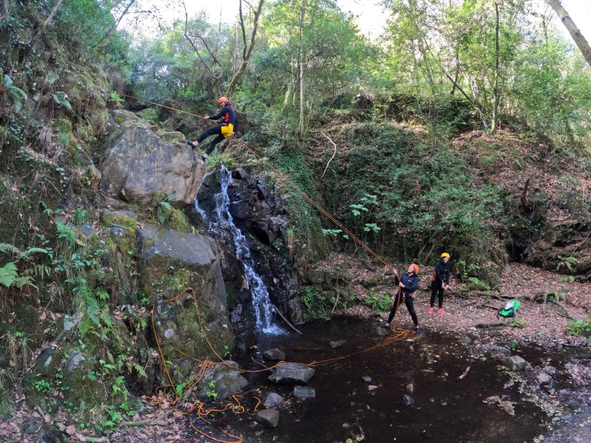 CANYONING DISCOVERY - Returning via Paiva Walkways, with a dynamic finish on the river