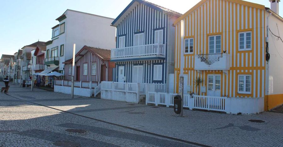 Costa Nova and Barra Beach Tour - Where to meet Aveiro Tuk Tours, and what the green details mean