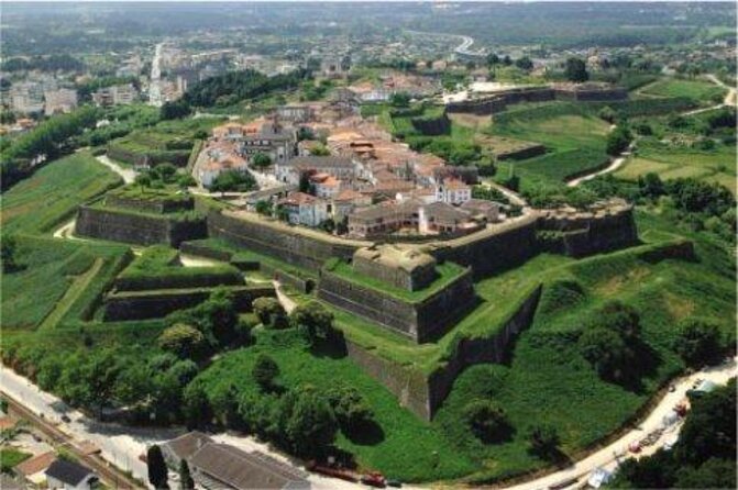 Day Trip from Porto to Santiago de Compostela and Valença - Key things to know before you go