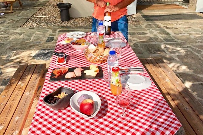 Day Trip Through the Enchanting Douro Valley #DuckSideOfPorto - Stop 1: Douro River Coffee Break and Farmer Port Moment
