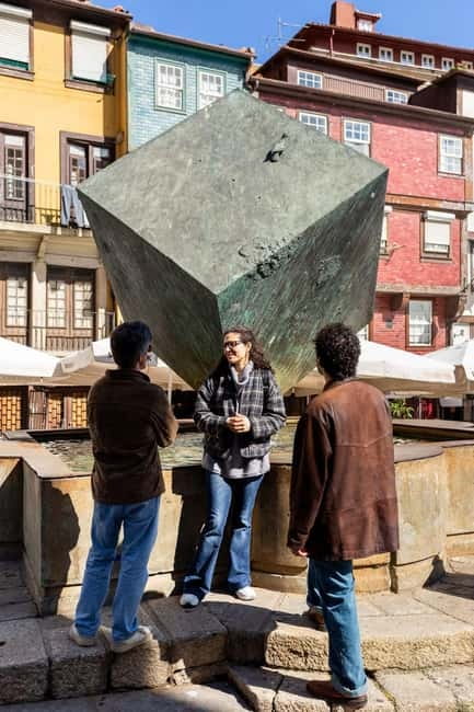 Discover Porto's Historical Roots Walking Tour - Coffee break and why the São Bento finish is a smart move
