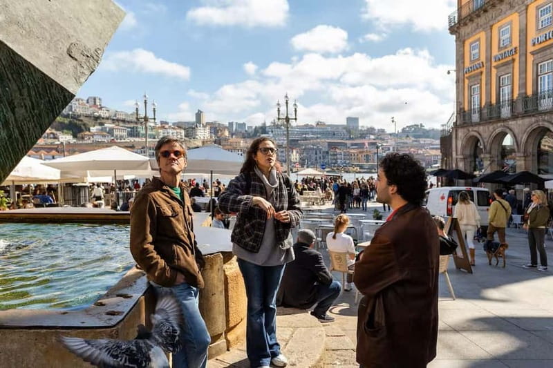 Discover Porto's Historical Roots Walking Tour - Vímara Peres to Porto Cathedral: starting with a map you can keep