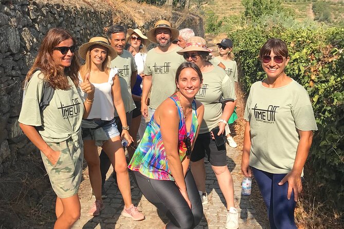 Douro: luxury walking tour with lunch at Quinta da Pacheca - Lunch at the Quinta da Pacheca restaurant, pairing that feels planned