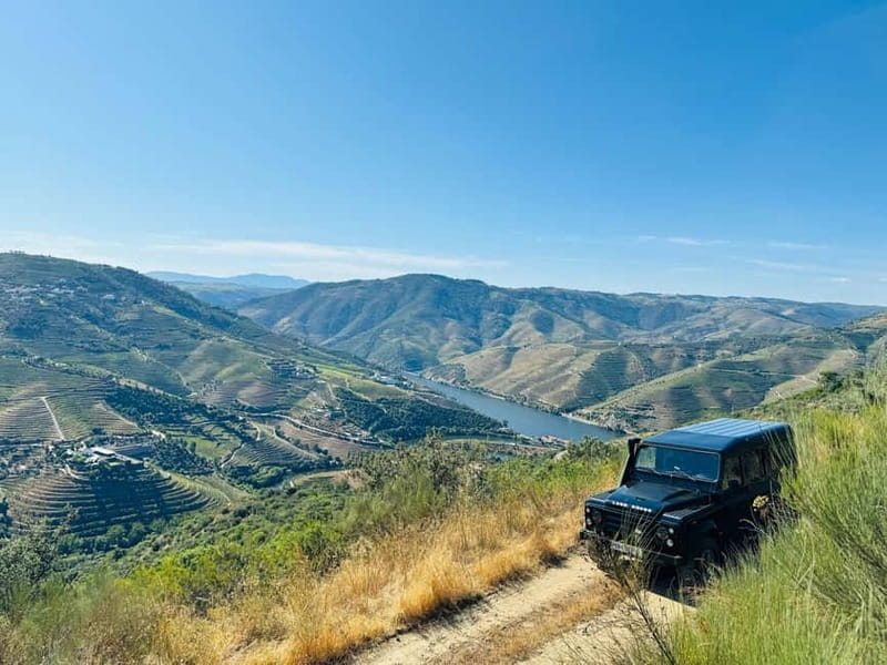 Douro offroad experience: visit to a winery and a picnic - Viewpoint photo stops: short, scenic hits that keep the day moving