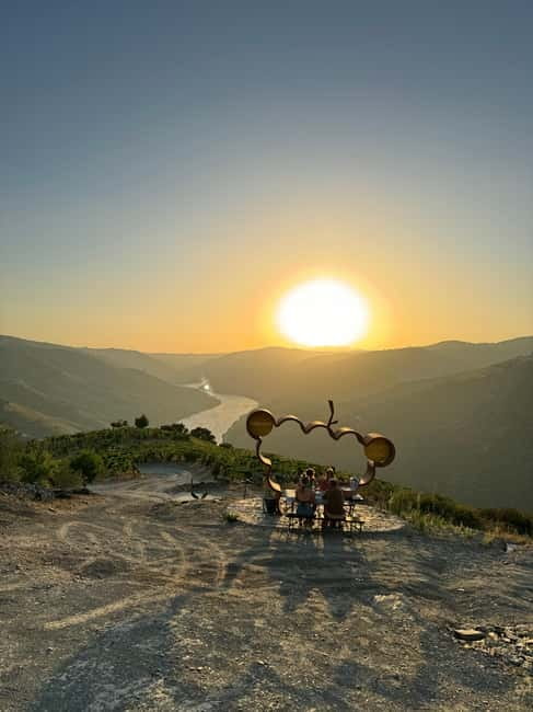Douro offroad experience: visit to a winery and a picnic - Pickup in Pinhão, Armamar, Peso da Régua, or Tabuaço, and how the schedule holds up