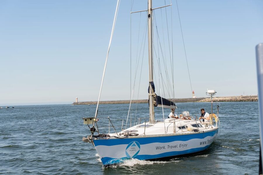 Douro River Cruise with Cheese & Tonic Porto in a Sailboat - Why this Douro cruise works so well for first-timers