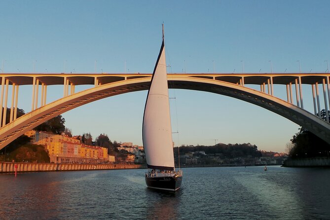 Douro Sunset Sailboat Experience in Porto - What You Get on Board: Cocktails, Snacks, and Two Bathrooms