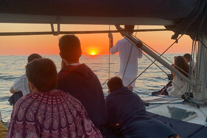 Douro Sunset Sailboat Experience in Porto - Sunset Timing, Wind, and Why Blankets Matter