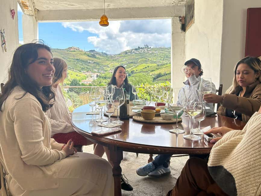 Douro valley: 10 km hike in the Valley - 10 km Hike from Vale de Mendiz to Pinhão: What Moderate Really Means