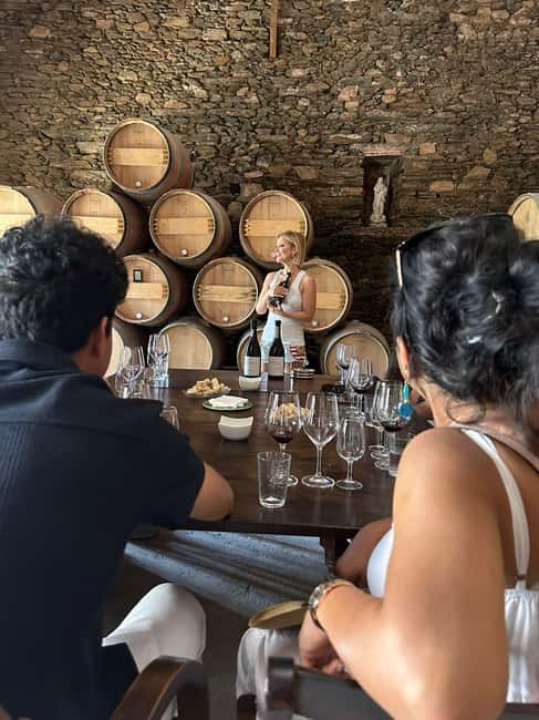 Douro valley: 10 km hike in the Valley - Wine Tasting in Pinhão: What the 1-Hour Session Teaches