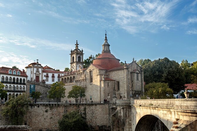 Douro Valley: Historical Sites, Wine Experience, Lunch & Cruise - Amarante stop: Roman links, St. Gonçalo, and the pastry side quest