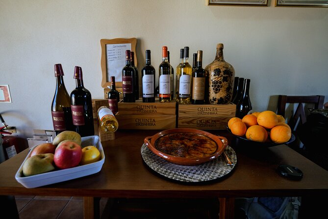 DOURO VALLEY: Lunch in a winery, tastings & 1-h private boat tour - Getting there in a 9-seat, air-conditioned van