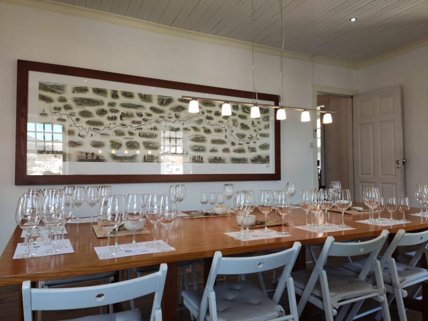 Douro Valley: (Pinhão) Quinta da Foz - Tour&Tasting 5 WINES - Your tasting lineup: what you’ll drink and how to taste it