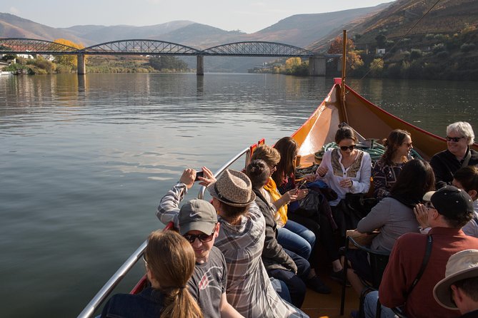 Douro Valley Small-Group Tour with Wine Tasting, Lunch and Boat - Porto pickup, the long drive, and what you should pack for comfort