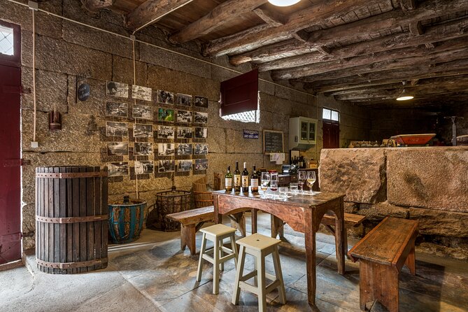 Douro & Vinho Verde: Family Wineries Private Tour in Portugal - Douro Meets Vinho Verde in One Compact, Private Wine Day