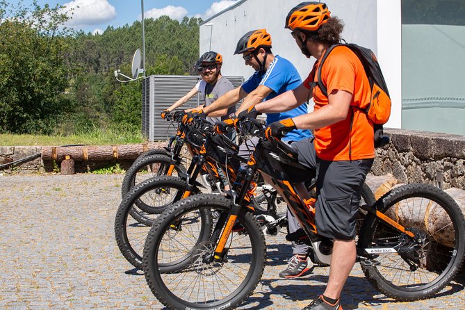 E-Bike Tour - What to bring and how to ride comfortably uphill