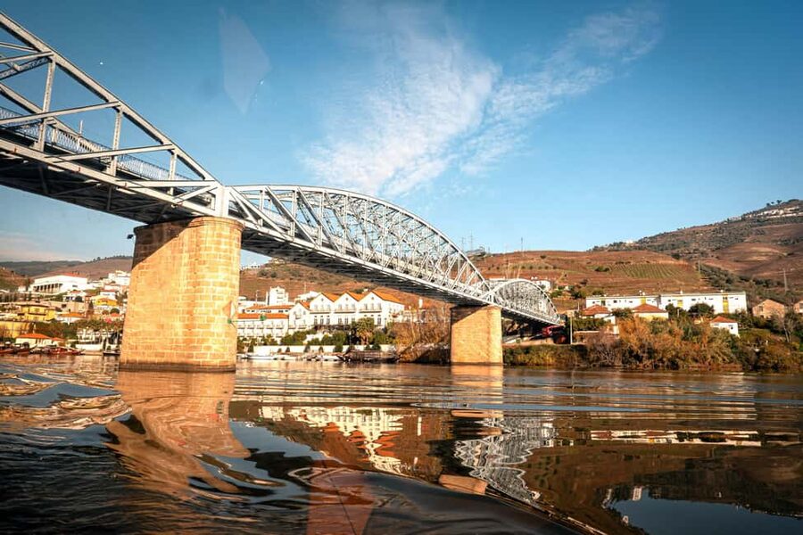 Exclusive Douro Valley: 3 Wineries, 9 Wine Tastings & Lunch - Why the Douro Valley route feels like value from Porto