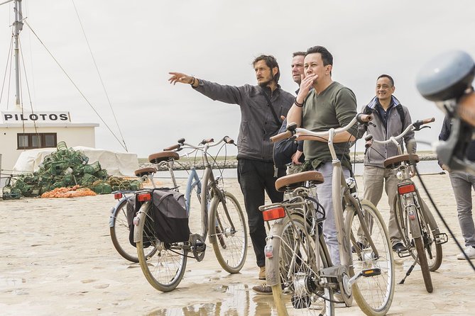 Experience Porto by Bike: 3-Hour Private Tour - Riverside to Foz: From Harbors and Gardens to Big Fort Views