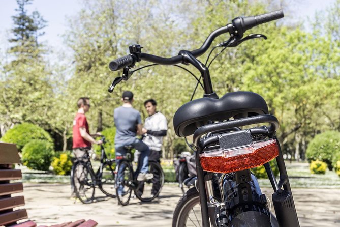 Experience Porto by Bike: 3-Hour Private Tour - Start at Biclas & Triclas, Helmets On, Then Learn the Bike Rhythm