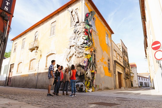 Experience Porto's Charm: 3-Hour Guided Walking Tour - Starting point and the way the tour is structured